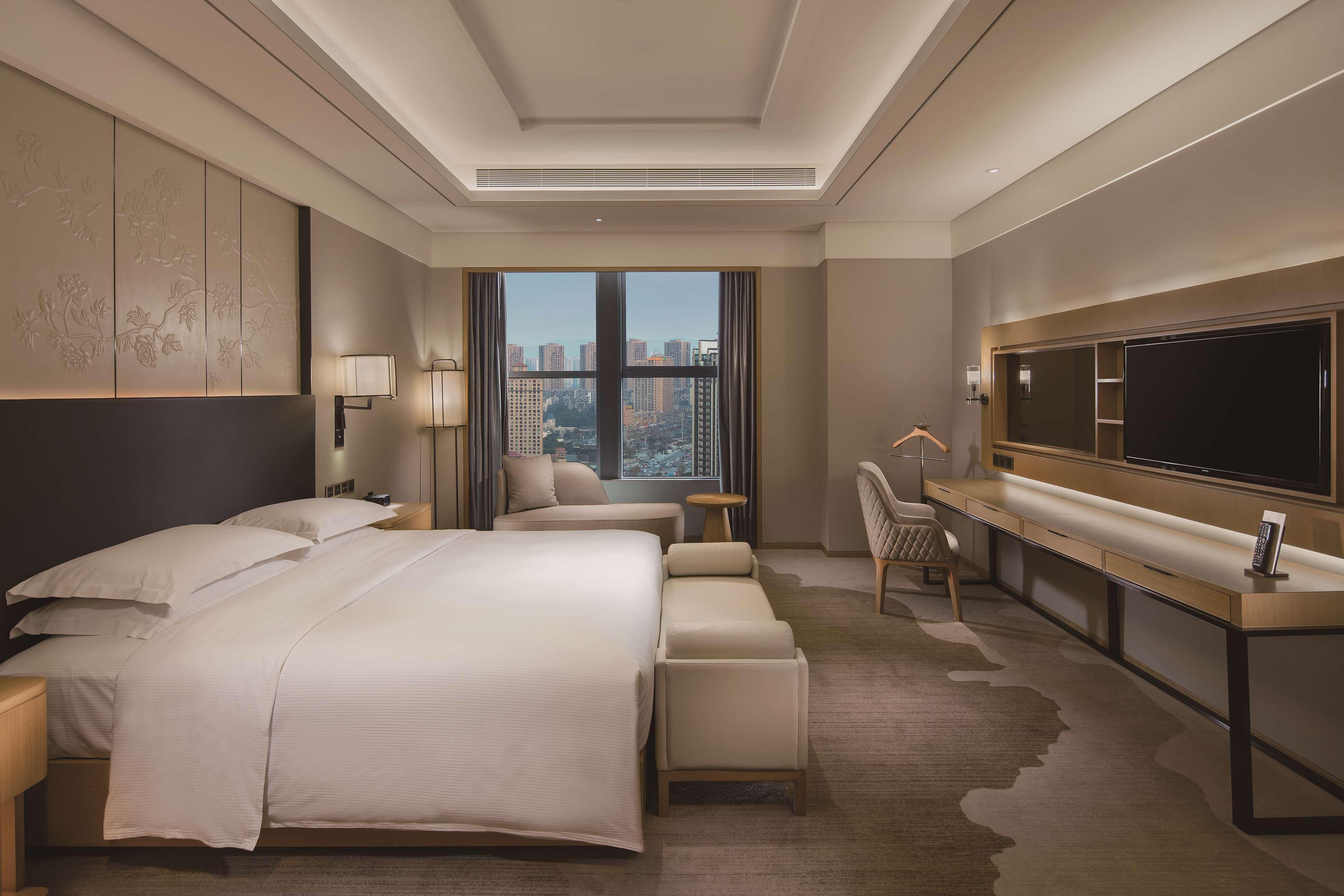 Hilton Chengdu Longquanyi Hotel Exterior photo