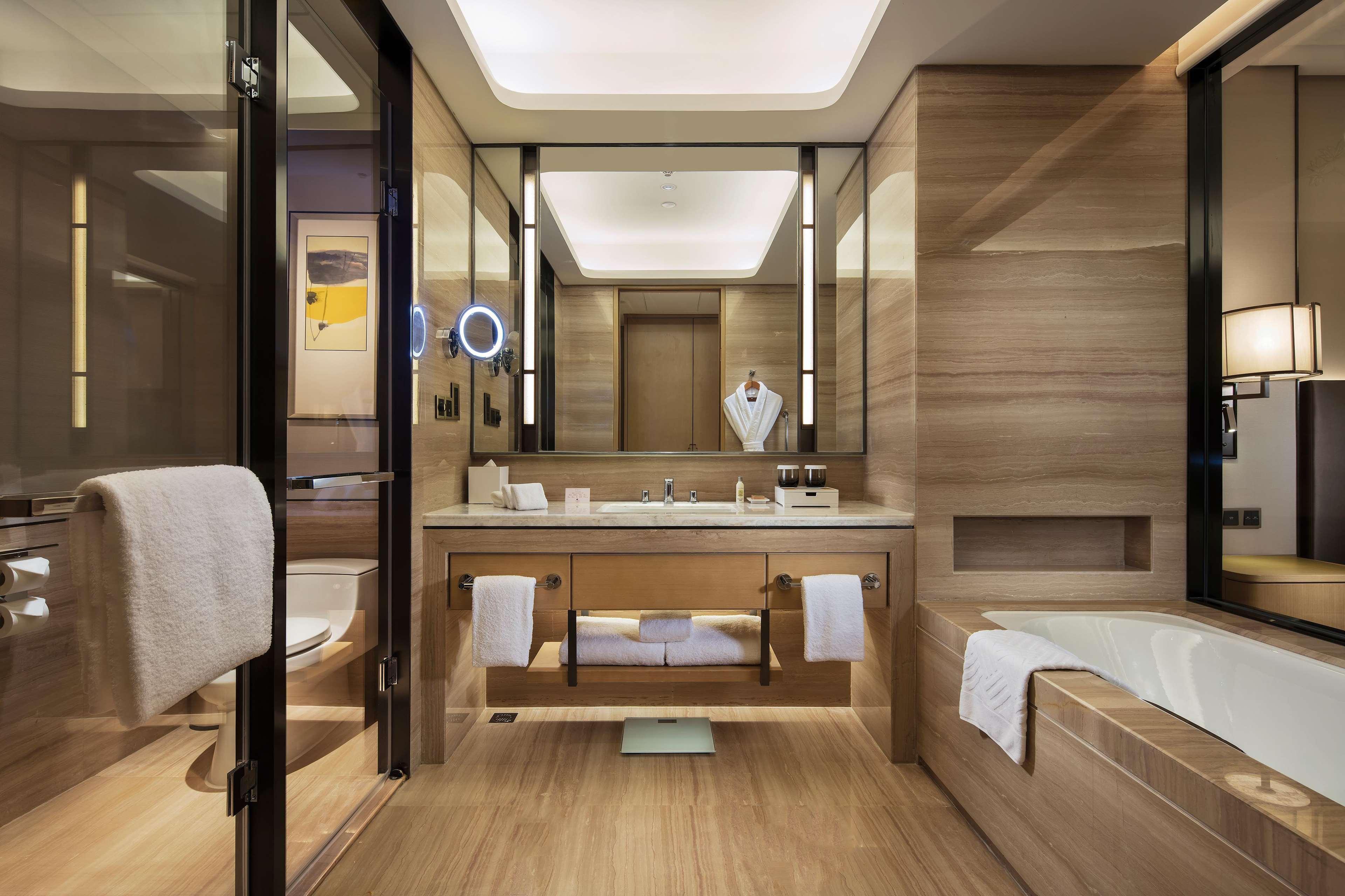 Hilton Chengdu Longquanyi Hotel Exterior photo