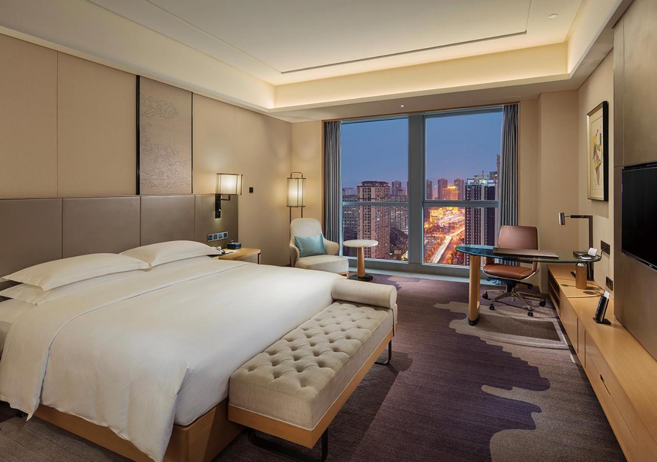 Hilton Chengdu Longquanyi Hotel Exterior photo