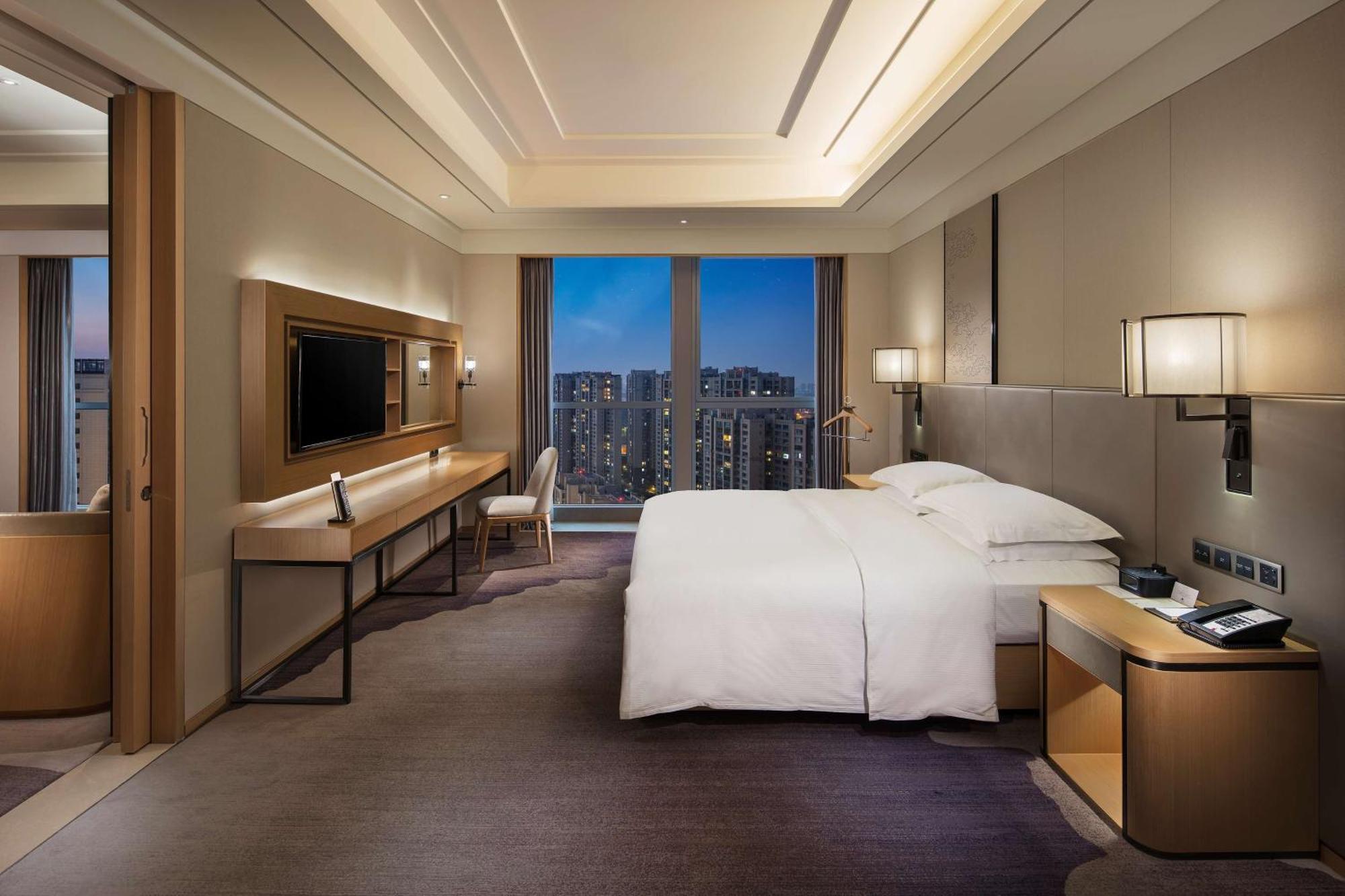 Hilton Chengdu Longquanyi Hotel Exterior photo
