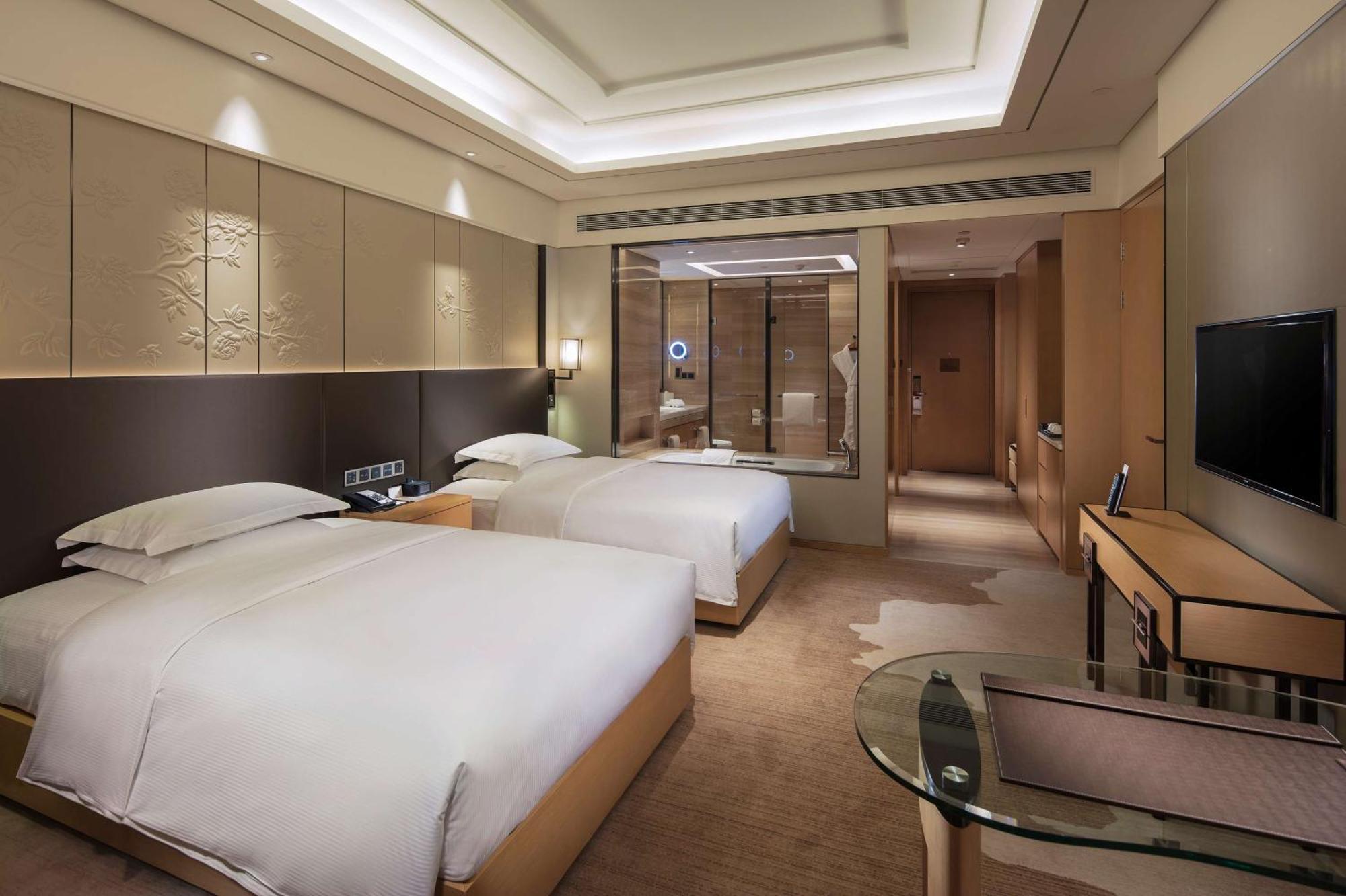 Hilton Chengdu Longquanyi Hotel Exterior photo